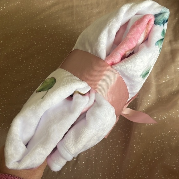 Brand New Floral Boho Baby Monthly Milestone Blanket Photo Prop Pink Baby Shower - Picture 8 of 11